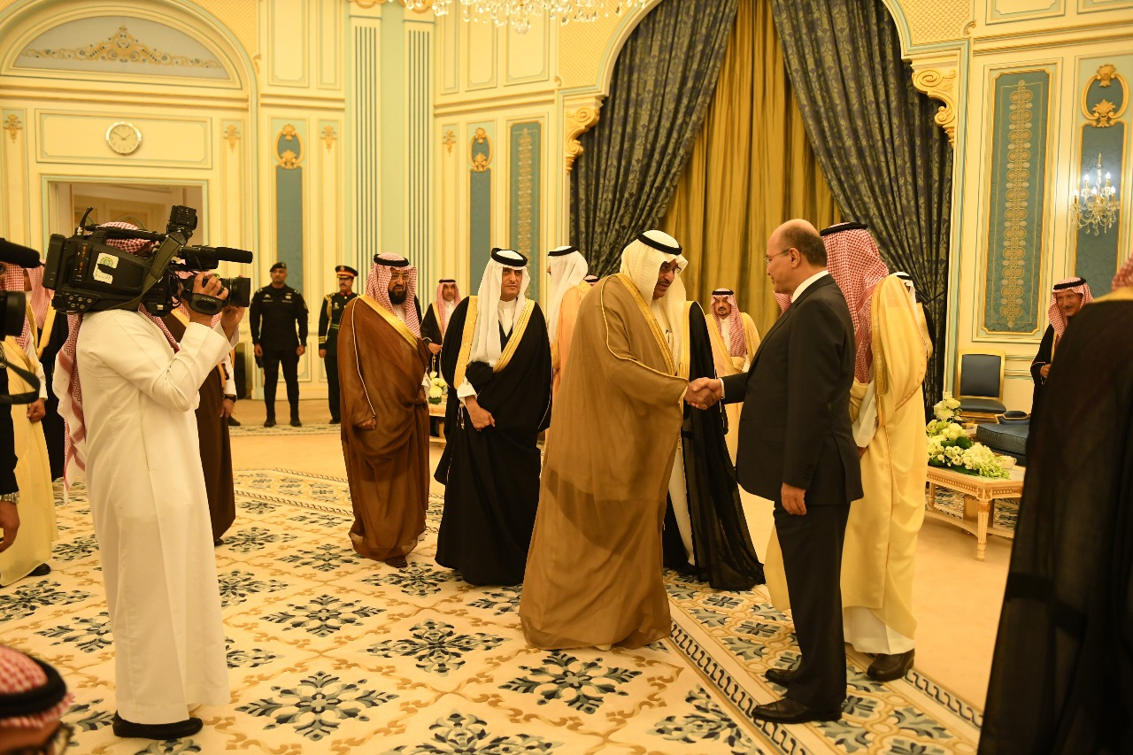 The Saudi monarch welcomed Barham Salih on his first visit to the kingdom 1418112018_4