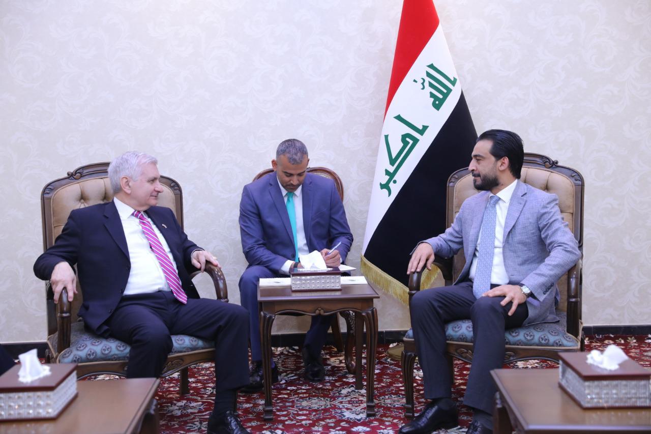 Halabousi discussed with the US Senate delegation the activation of economic and investment cooperation 171642019_5968dafd-ae16-493e-b963-115f8c521a99