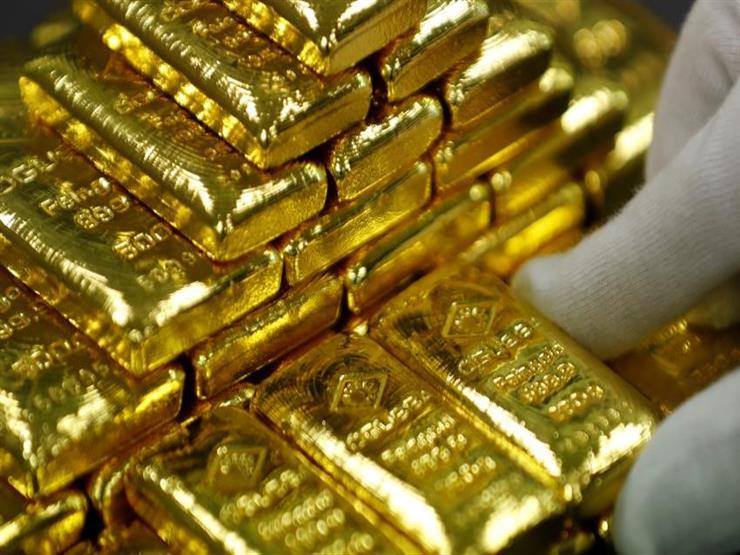 الذهب مستقر وكفة قوة الدولار ترجح أمام مخاوف فيروس الصين