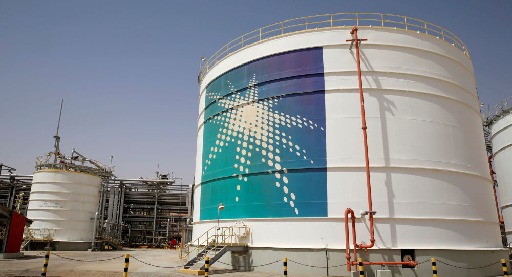 Agency: Aramco notifies some customers that oil loading is moving forward 91692019_1042885072