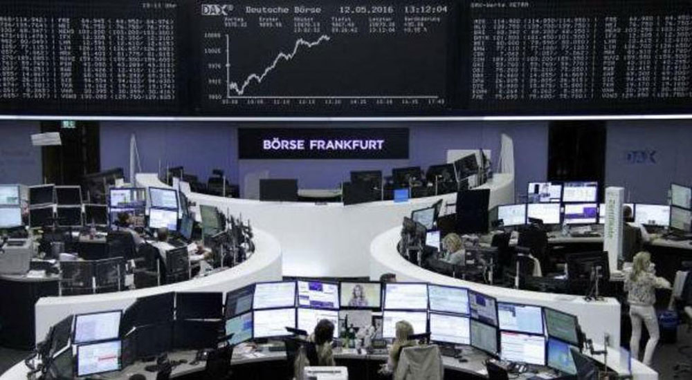 Summit - Daimler's profit warning puts pressure on Europe stocks and attention on the G20 summit 92462019_f312030235686